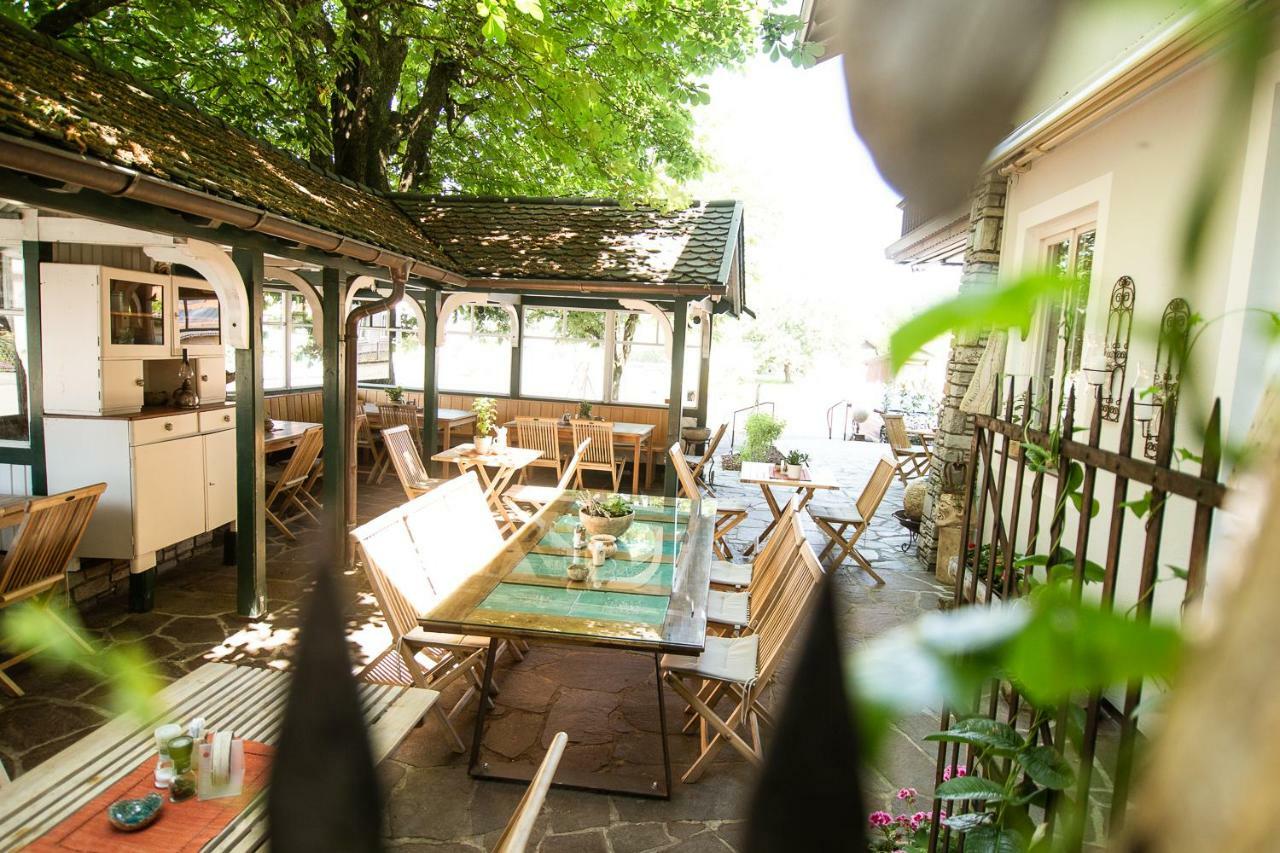 Hotel Weiss Munderfing Esterno foto